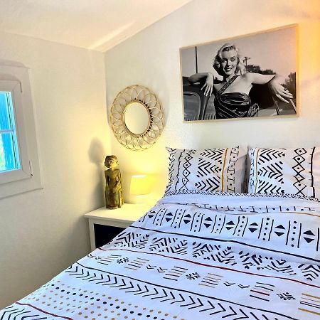 Coup De Coeur Apartment กรีโมด์ ภายนอก รูปภาพ