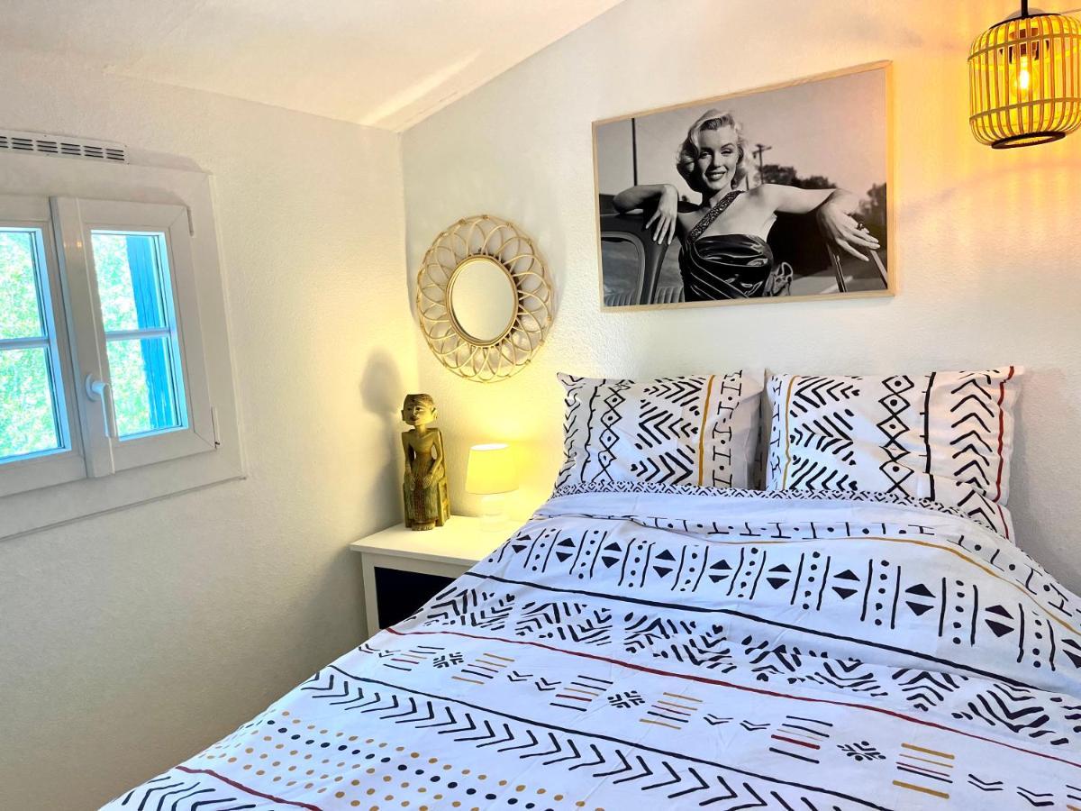 Coup De Coeur Apartment กรีโมด์ ภายนอก รูปภาพ