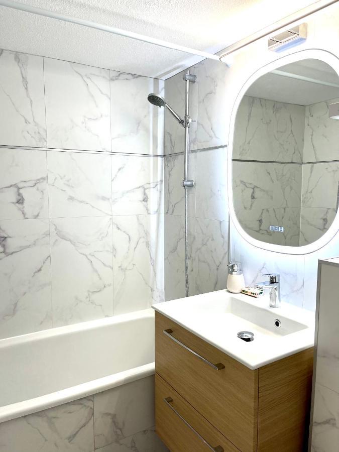 Coup De Coeur Apartment กรีโมด์ ภายนอก รูปภาพ