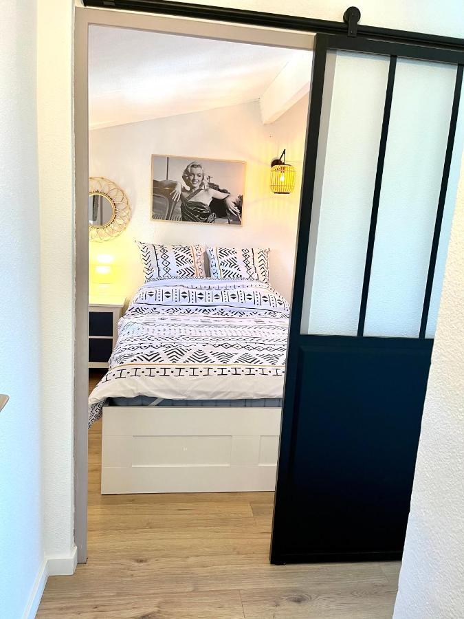 Coup De Coeur Apartment กรีโมด์ ภายนอก รูปภาพ