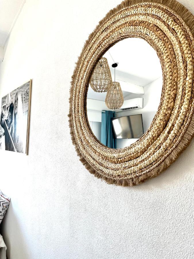 Coup De Coeur Apartment กรีโมด์ ภายนอก รูปภาพ
