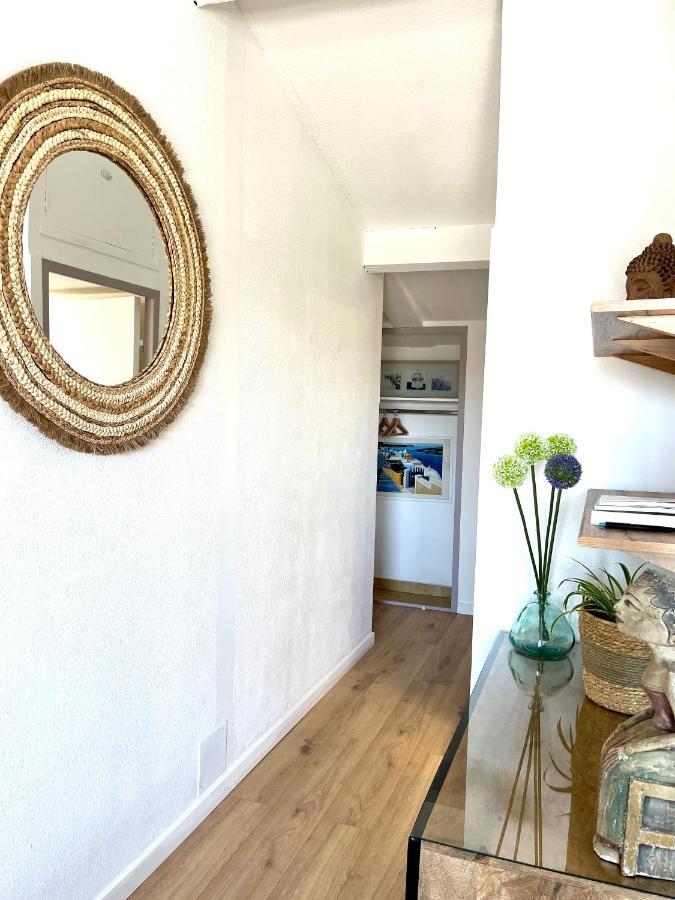 Coup De Coeur Apartment กรีโมด์ ภายนอก รูปภาพ