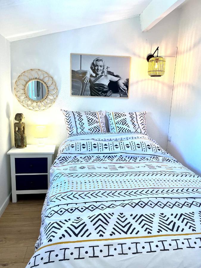 Coup De Coeur Apartment กรีโมด์ ภายนอก รูปภาพ