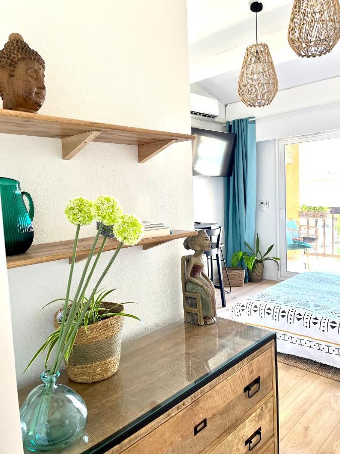 Coup De Coeur Apartment กรีโมด์ ภายนอก รูปภาพ
